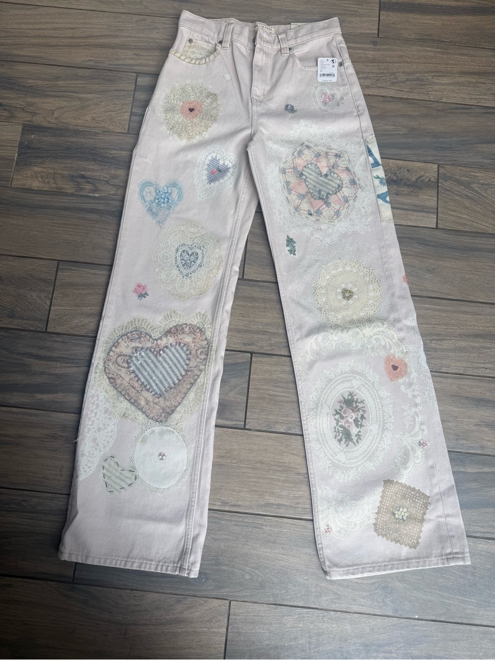 Women's Pink Embroidered Heart-Print Jeans, free people size 25, new with tags